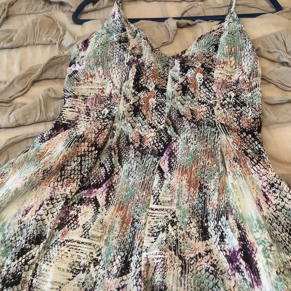 Tobi romper - Picture 2 of 3